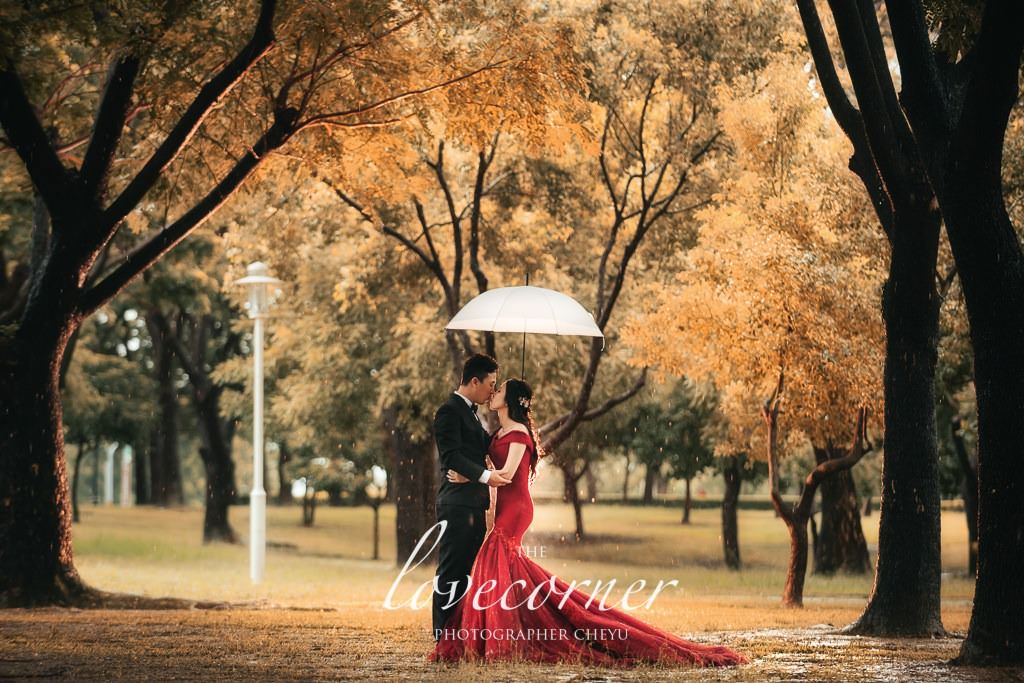 雨神的洗禮，帶出清新脫俗感的婚紗影像 inblossom